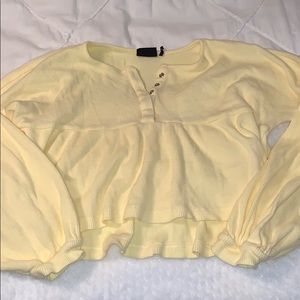 UO Out from Under Ballon Sleeve Lila Top